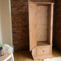 Armoire