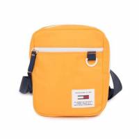 Tommy Jeans Reporter