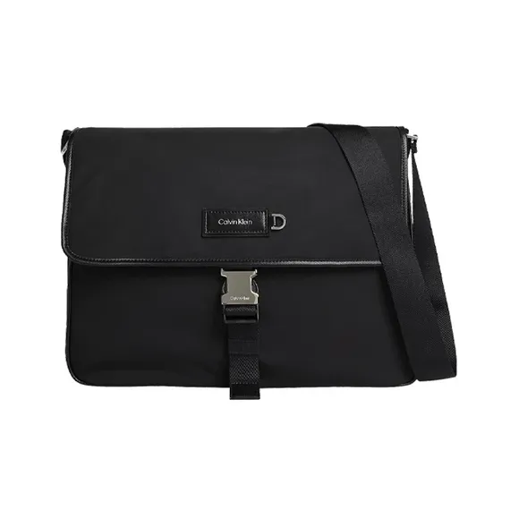 Calvin Klein Messenger bag