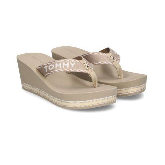 TOMMY HILFIGER WOMEN'S FLIP FLOPS RBT SANDALWOOD - 36